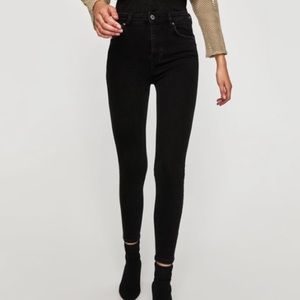 ZARA High Rise Black Denim Ankle Jeans 31 Stretch